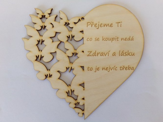 Dřevěné srdce s vlastním věnováním